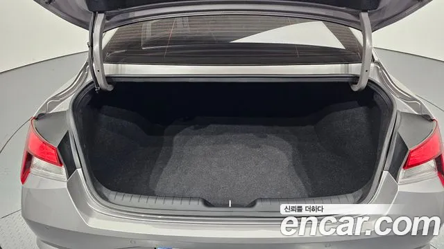 Hyundai Avante — Фото автомобиля 26