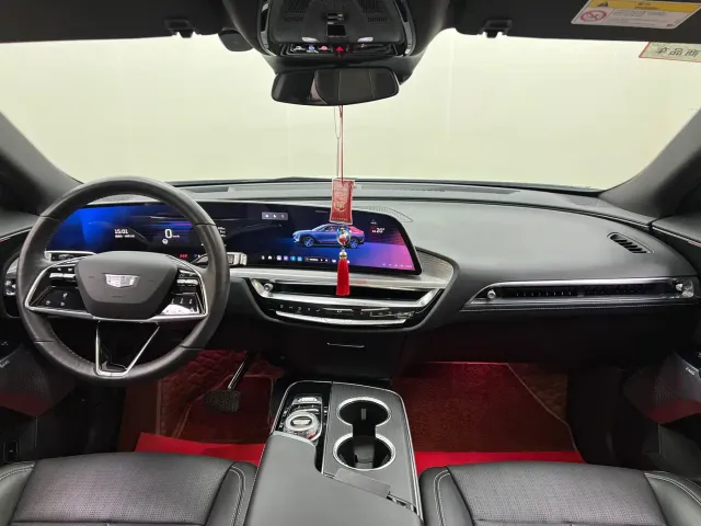 Cadillac Lyriq — Фото автомобиля 20