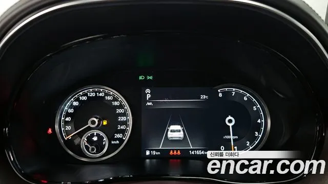 Genesis GV70 2.5T Бензин AWD — Фото автомобиля 8