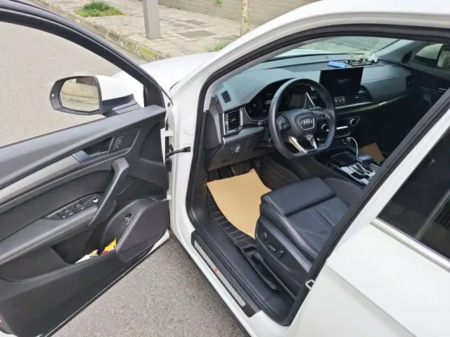 Audi Q5L — Фото автомобиля 12