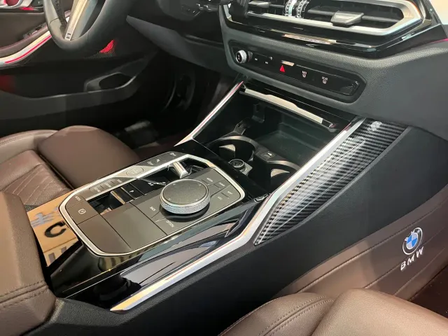 BMW 3 Series — Фото автомобиля 12
