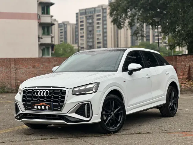 Фотография автомобиля — Audi Q2L