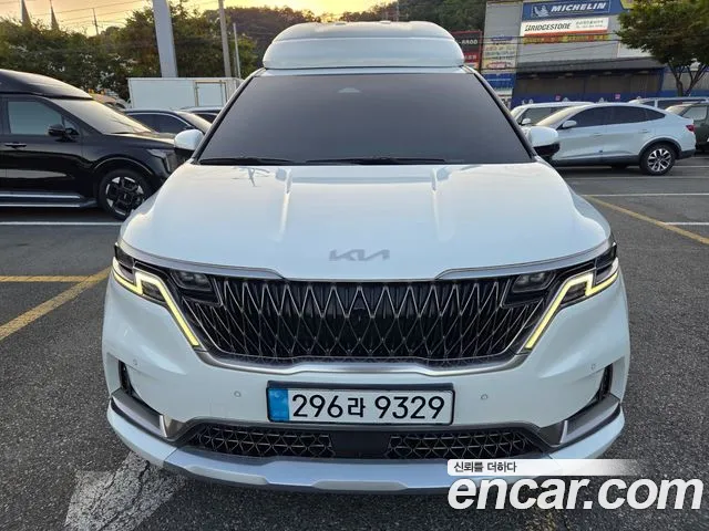 Фотография автомобиля — Kia Carnival 4th Gen