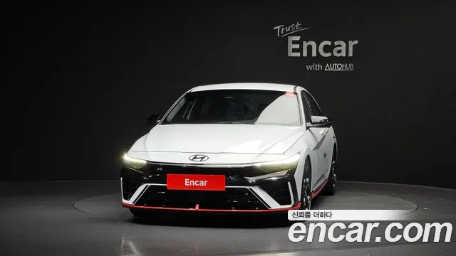Hyundai AVANTE — Фото автомобиля 3