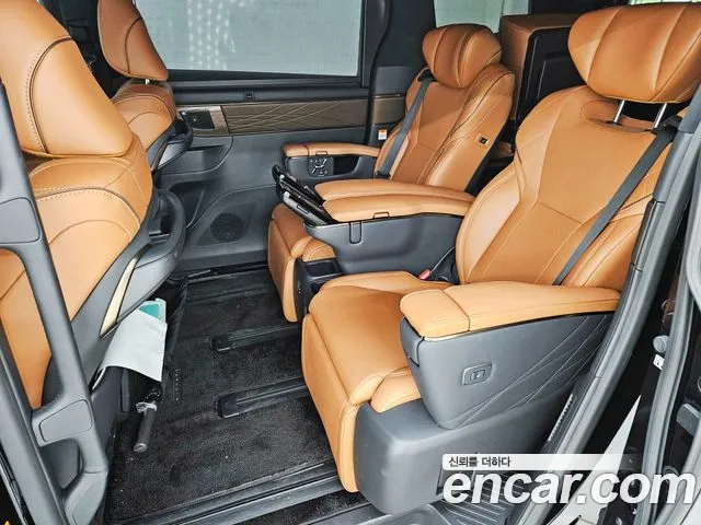 Toyota Alphard Generation 4 — Фото автомобиля 16