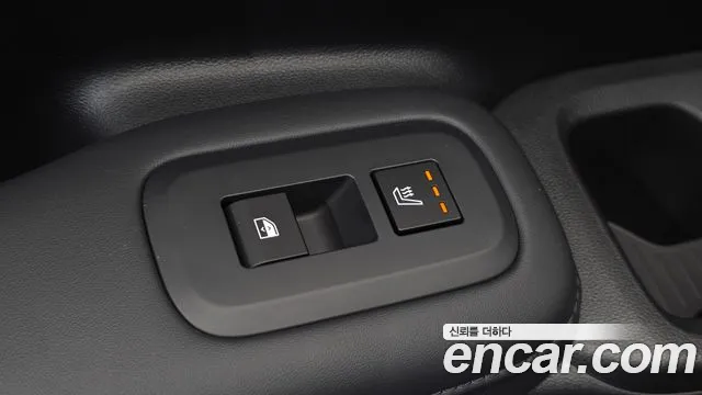 Hyundai Santa Fe — Фото автомобиля 28