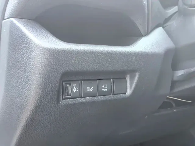 Toyota RAV4 — Фото автомобиля 9