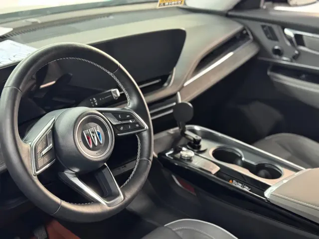 Buick E5 — Фото автомобиля 4