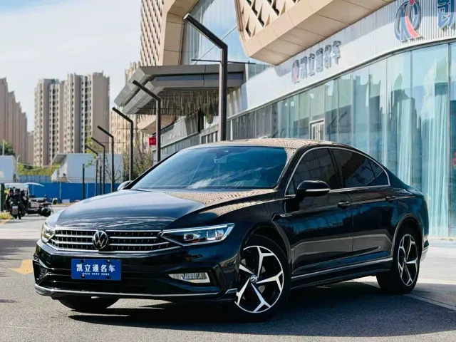 Фотография автомобиля — Volkswagen Magotan