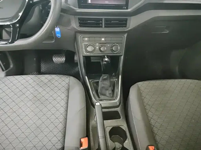 Volkswagen T-Cross — Фото автомобиля 13