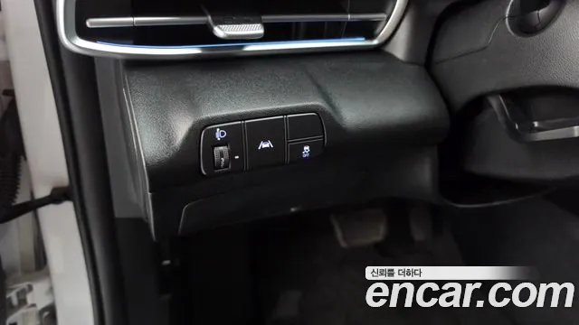 Hyundai AVANTE Avante (CN7) — Фото автомобиля 19
