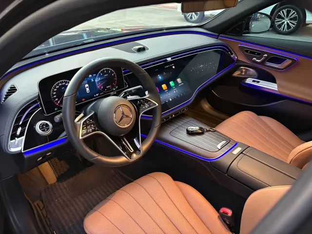 Mercedes-Benz E-Class — Фото автомобиля 5
