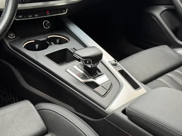 Audi A4L — Фото автомобиля 25