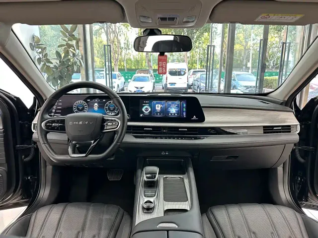 Chery Fulwin A8 — Фото автомобиля 14