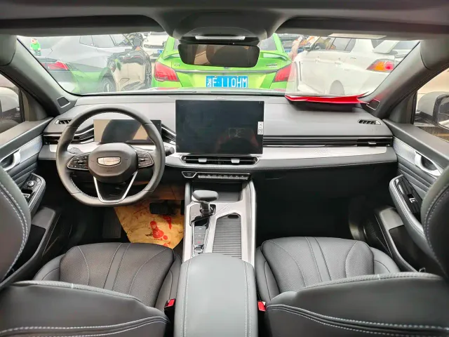 Geely Xingrui — Фото автомобиля 4