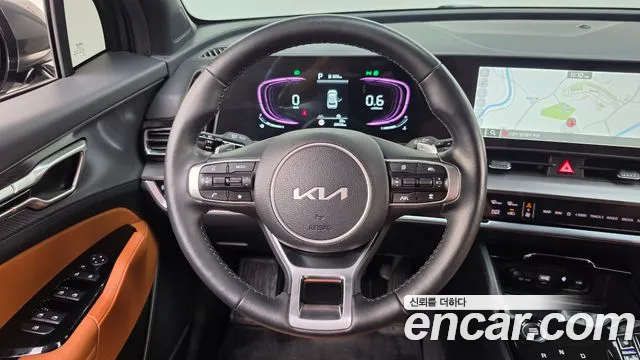 Kia Sportage Sportage 5-е поколение Бензин 1.6 турбо 2WD — Фото автомобиля 10
