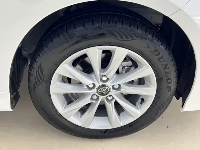 Toyota Corolla — Фото автомобиля 23