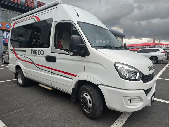 Iveco Daily — Фото автомобиля 4