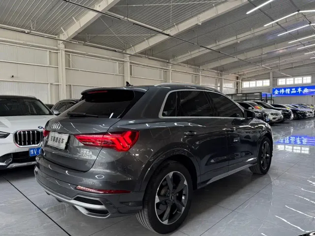 Audi Q3 — Фото автомобиля 9