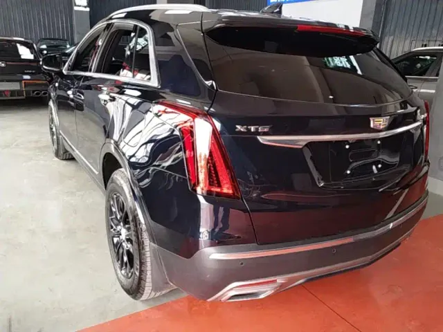 Cadillac XT5 — Фото автомобиля 4