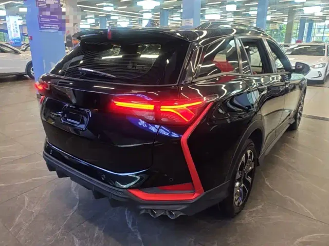 Dongfeng Aeolus Yixuan GS 2021 230T Auto Chasing Glory Samurai Edition — Фото автомобиля 6