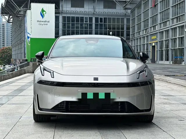 Lynk & Co 07 EM-P — Фото автомобиля 2