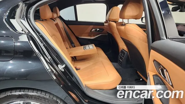 BMW 3 Series G20 — Фото автомобиля 16