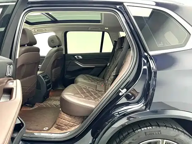 BMW X5 — Фото автомобиля 6