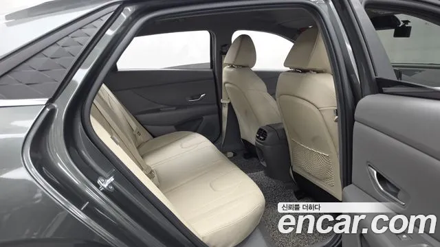 Hyundai Avante CN7 — Фото автомобиля 18