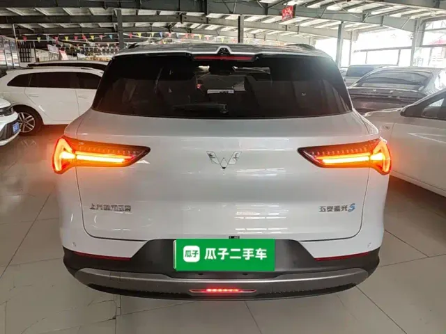 Wuling Starlight S — Фото автомобиля 5