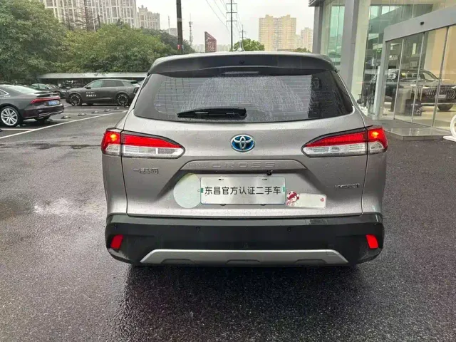 Toyota Corolla Cross — Фото автомобиля 3