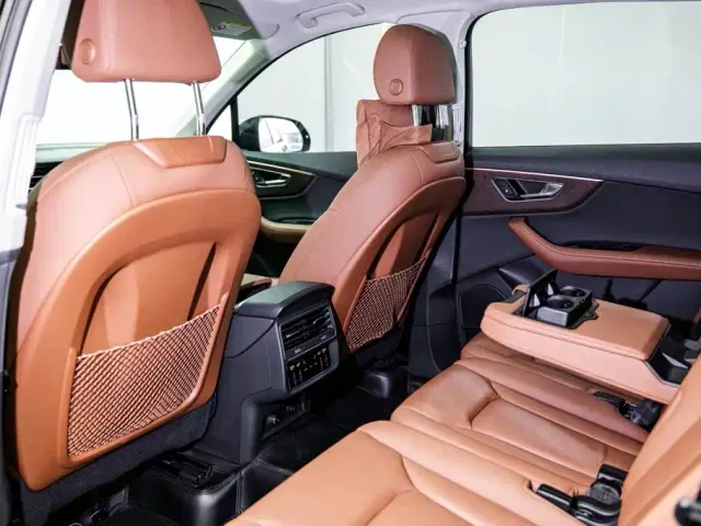 Audi Q7 — Фото автомобиля 17