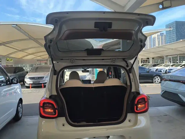 Wuling Hongguang Mini EV — Фото автомобиля 18
