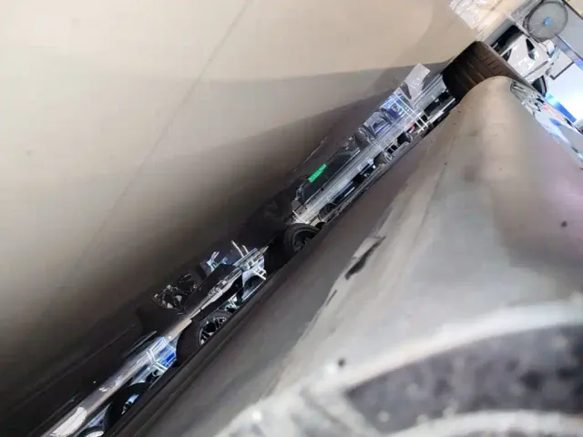 Tesla Model Y — Фото автомобиля 21