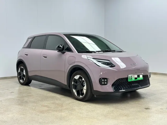 GAC Aion UT — Фото автомобиля 3