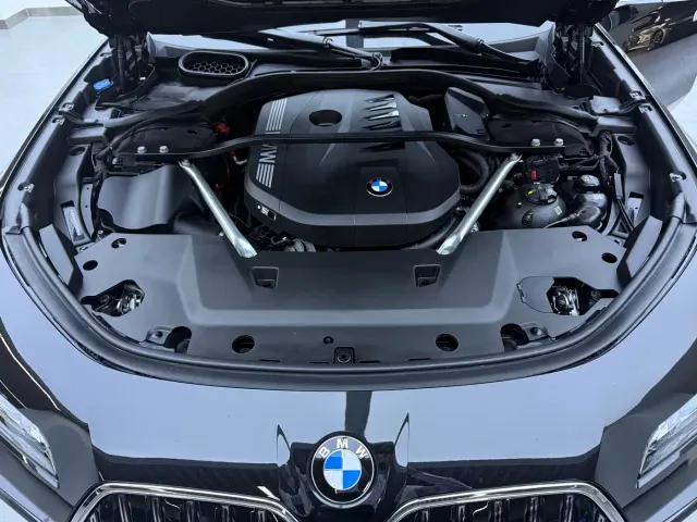 BMW 7 Series — Фото автомобиля 8