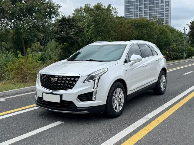 Фотография автомобиля — Cadillac XT5