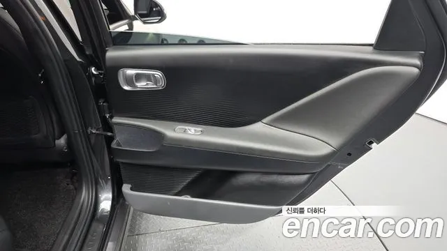 Hyundai Ioniq 6 — Фото автомобиля 14