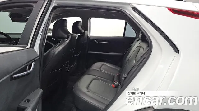 Kia Niro New — Фото автомобиля 18