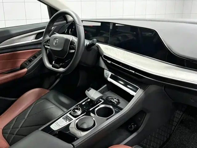Changan Eado — Фото автомобиля 4