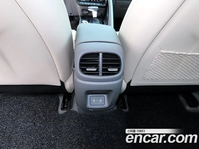 Hyundai AVANTE Новый Avante (CN7) — Фото автомобиля 17