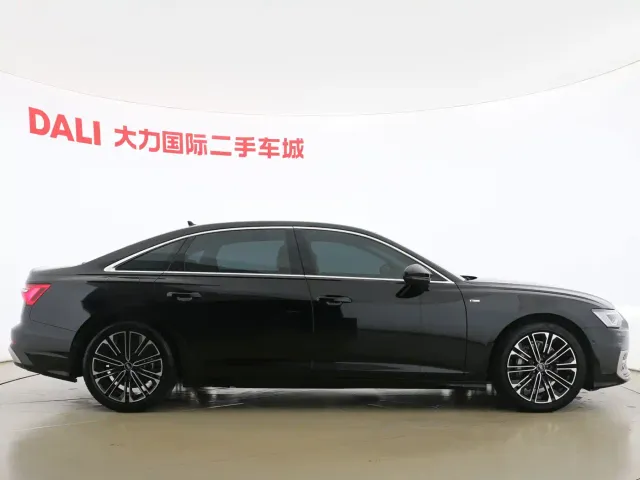 Audi A6L — Фото автомобиля 13