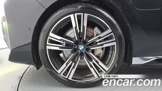 BMW 7-Series 7 серия (G70) — Фото автомобиля 5