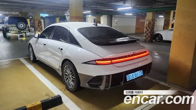 Hyundai Ioniq6 — Фото автомобиля 3