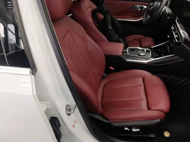 BMW 3 Series — Фото автомобиля 24
