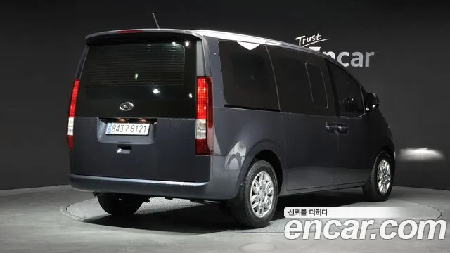 Hyundai Staria — Фото автомобиля 2