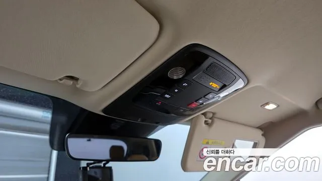 Kia Canival Carnival 4 поколение Дизель 9 мест Signature — Фото автомобиля 18