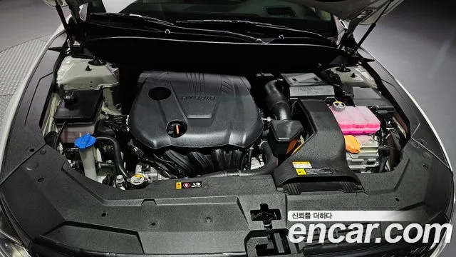 Hyundai Grandeur Grandeur (New) Hybrid — Фото автомобиля 9