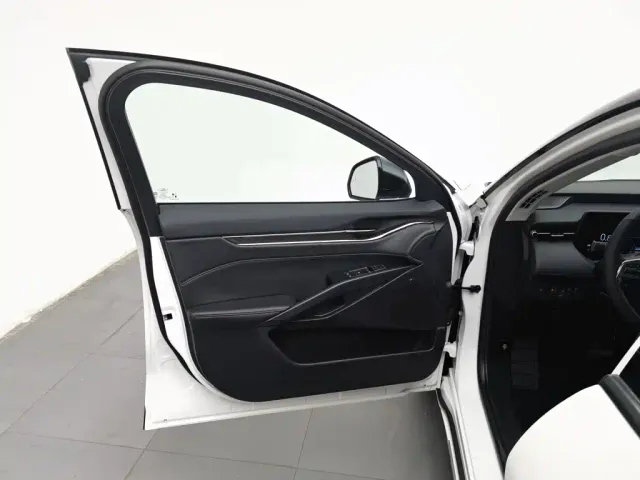 Ford Mondeo — Фото автомобиля 8