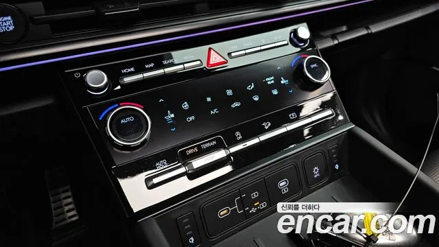 Hyundai Santa Fe MX5 — Фото автомобиля 22